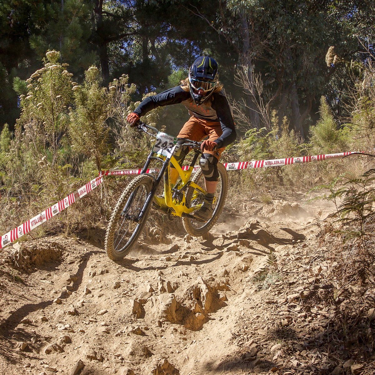 deananthony65's tweet photo. Great day at Bright #MTB #Victoria #downhill #MTBA #looseriders #looseridersvictoria #Enduro #dh #vdhs #mountainbiking #Downhillbike #Bright https://t.co/5kPYCdeoLl
