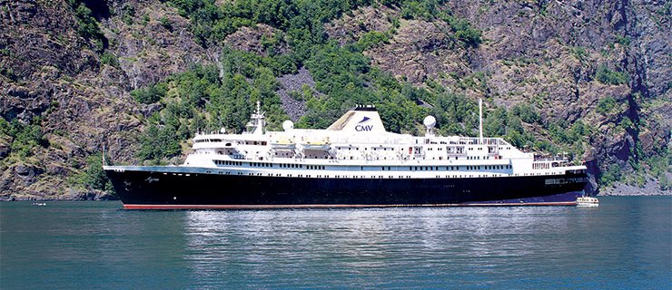 Astoria , the first Cruise Liner of #2018 is due into #Cobh today at 10am