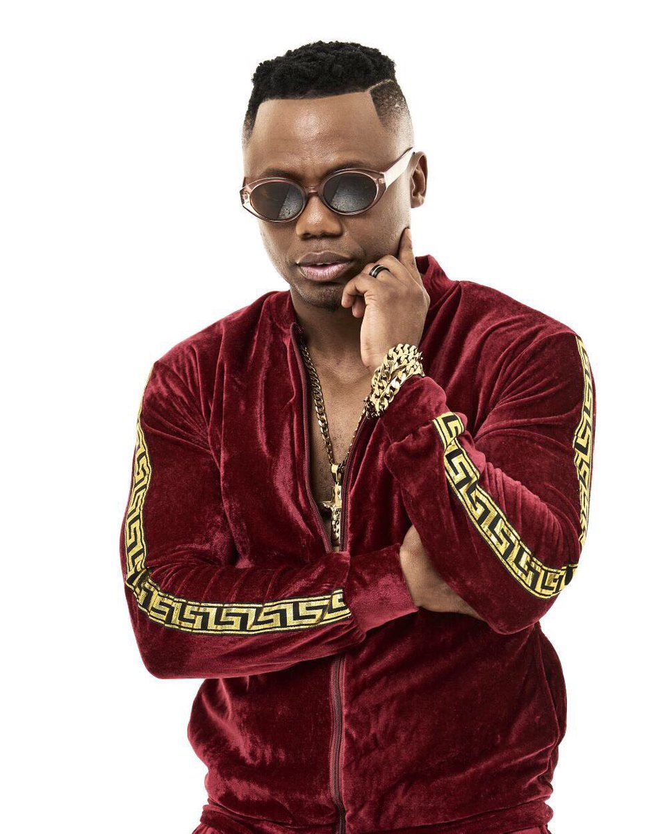 AfroTainmentSA's tweet photo. Catch @DJTira now on #ILoveMornings w/ @mzokoloko @NjabsZwane @HeazySA on @gagasifm #GqomInConcert #Durban #21April #RespectGqom #GqomIsTheFuture cc @DistructionB https://t.co/SfMMLwEsU9
