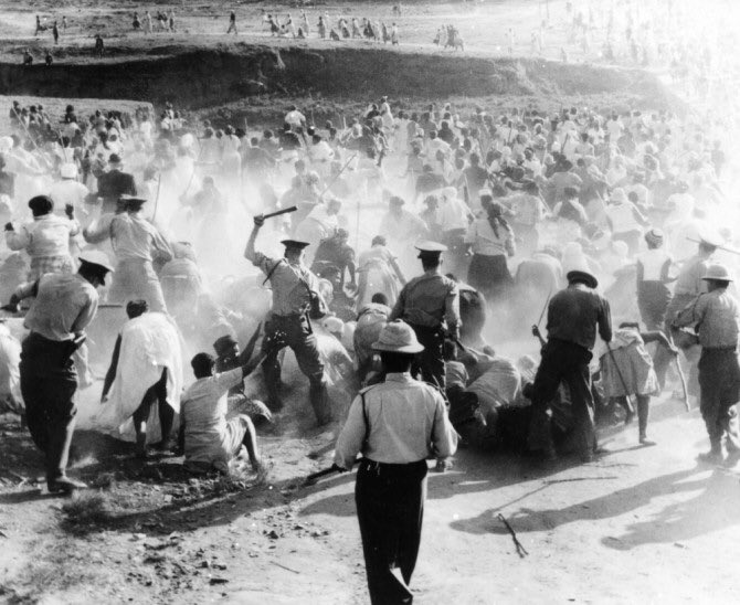 CityofJoburgZA's tweet image. The Sharpeville Massacre, 21 March 1960. Today we remember those who gave their lives fighting for South Africa’s 🇿🇦 liberation  #HumanRightsDay2018 ^NS