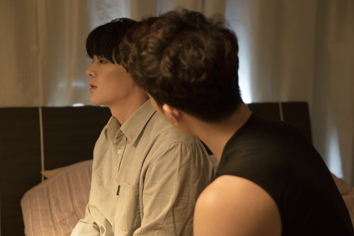 퀴어 단편영화 <테이블 매너>의 텀블벅 후원 프로젝트가 방금 시작되었습니다. 이 트윗을 RT 해주신 분들 가운데 2명을 추첨하여 미누시그 @minusigue...