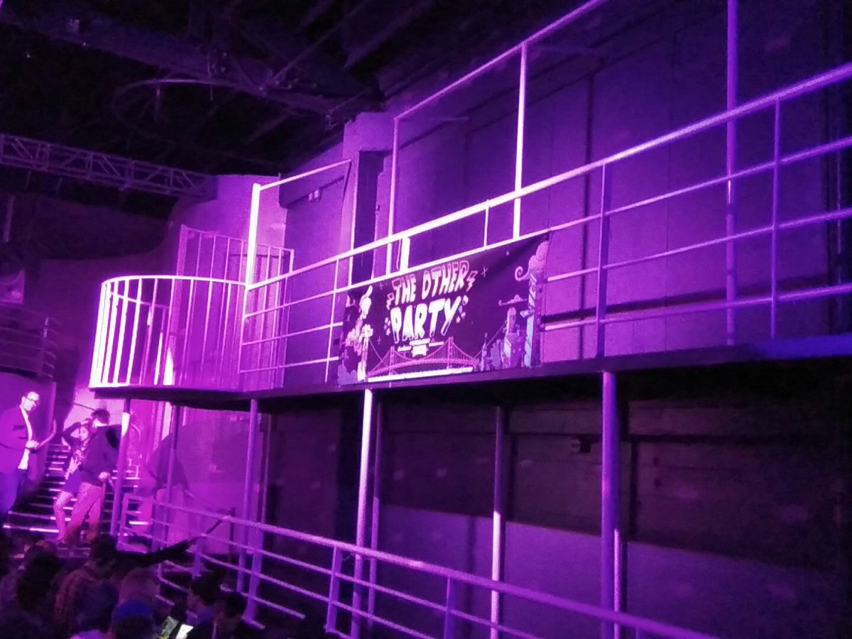 SwitchDevs's tweet image. Was fun tonight #theotherparty #GDC18 #gamedev #indiedev #switchordietrying @ThreyeGames