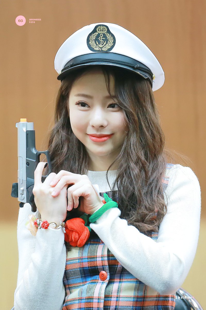 오늘의 비비 tweet media