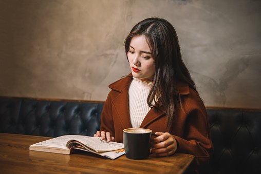 profesortbaker's tweet image. R U Looking For A Beautiful Book To Read? 
#ASMSG #amreading #PDF1 #Lovestory 
Read A GR8 Book Tonight!
╚►buff.ly/2FeYjsP
Read A GR8 Book Today!
Read FREE with #KindleUnlimited