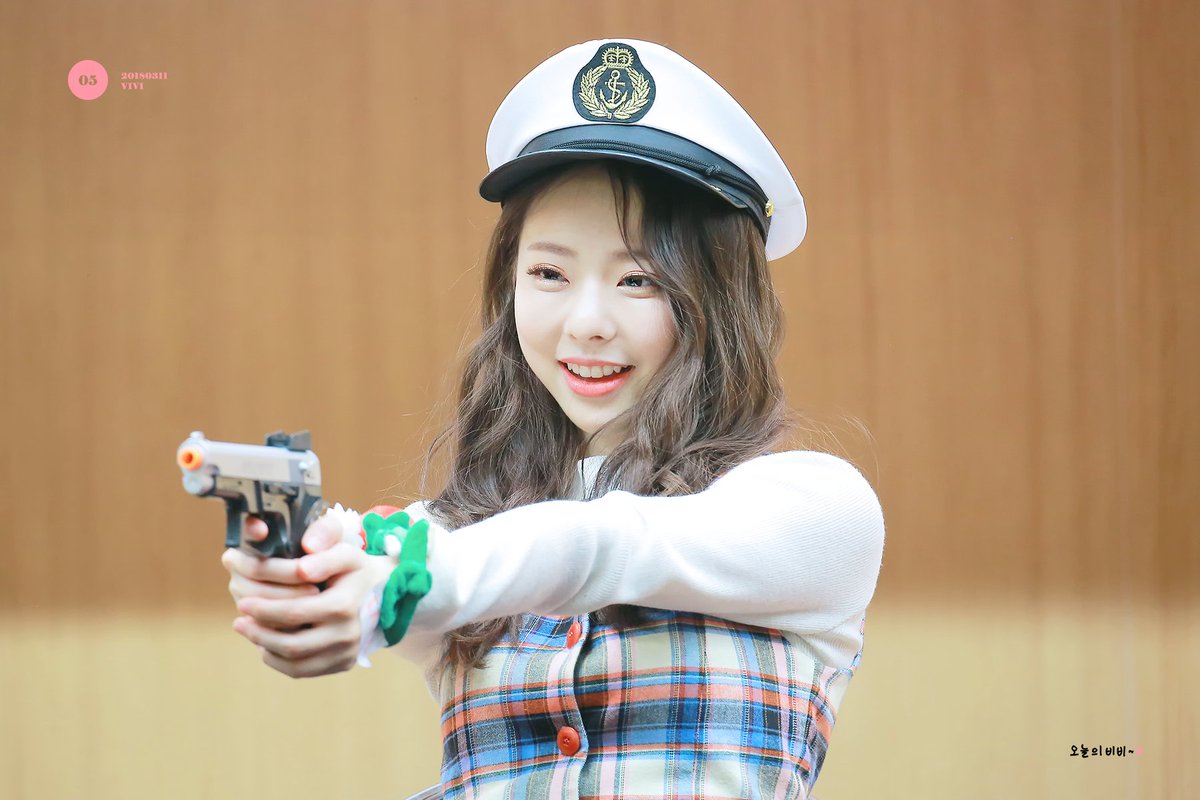 오늘의 비비 tweet media