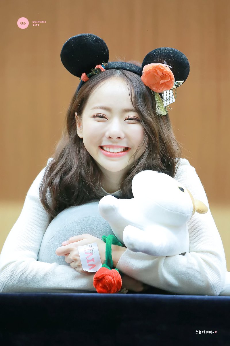 오늘의 비비 tweet media