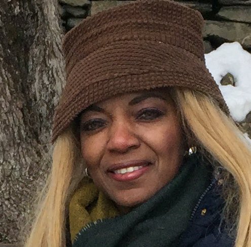 HollisNews's tweet photo. #powerupwednesday carpe diem! Infuse your soul with truth and let light shine in your circle of influence. Continue making positive strategy happen for others; it’s the seed that always comes back when you need an open door. @usopen @Oprah @KingJames @sinbadbad https://t.co/UDZDNfCdkI