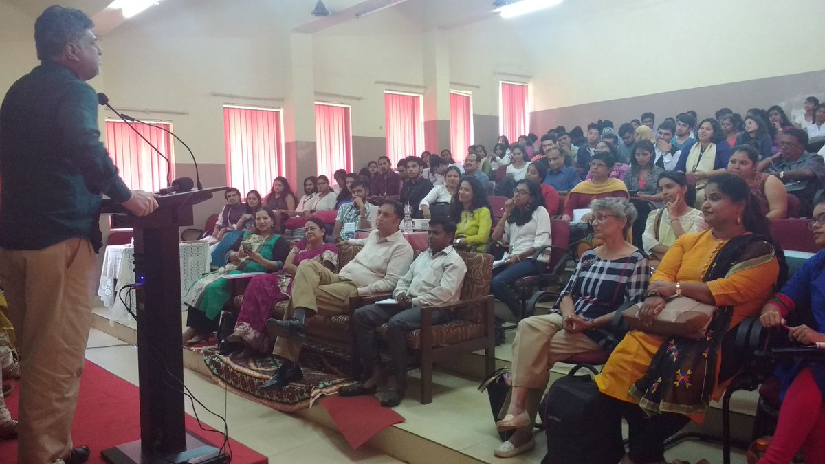 mediaethics18's tweet photo. @sandeshgoa speaking at  @mediaethics18 https://t.co/2oyZ0MYgyK