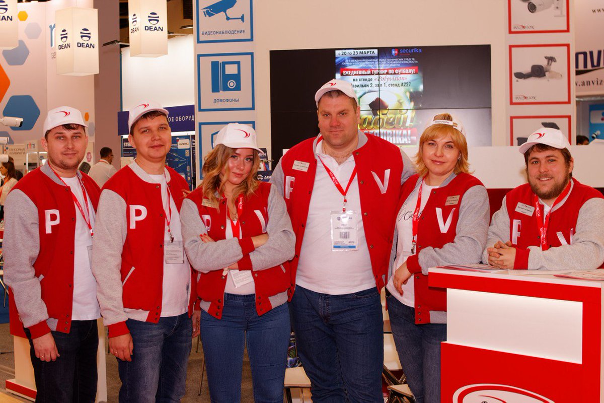 polyvisionru's tweet image. Выставка MIPS2018.

Видеостену в этом году мы используем как «большой телевизор» для игры в приставку.

Мы приглашаем всех неравнодушных к футболу поиграть в приставку, принять участие в ежедневном турнире и получить призы.

Дорогие друзья, ждём вас на нашем стенде!