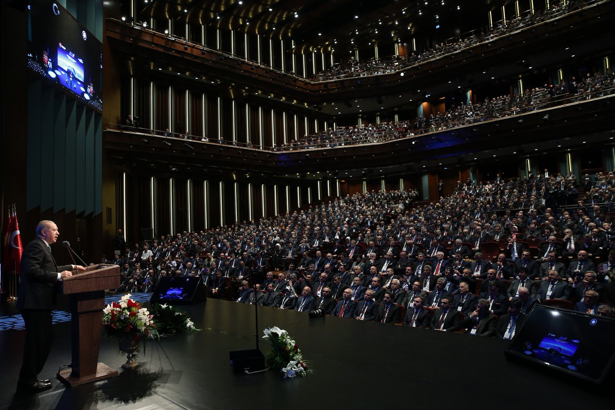 101 ilçemiz ve bu ilçelerde yaşayan yaklaşık 2,5 milyon vatandaşımız dün itibarıyla doğalgaz hizmetine erişmeye başladı. 

Bu adımla birlikte, 78 ilimizde 62 milyon vatandaşımız doğal gaz hizmetinden faydalanıyor.