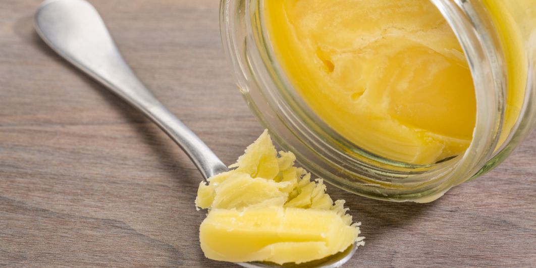 Wat is #ghee, het hippe alternatief voor boter dat iedereen wil gebruiken? bit.ly/2G03aNW