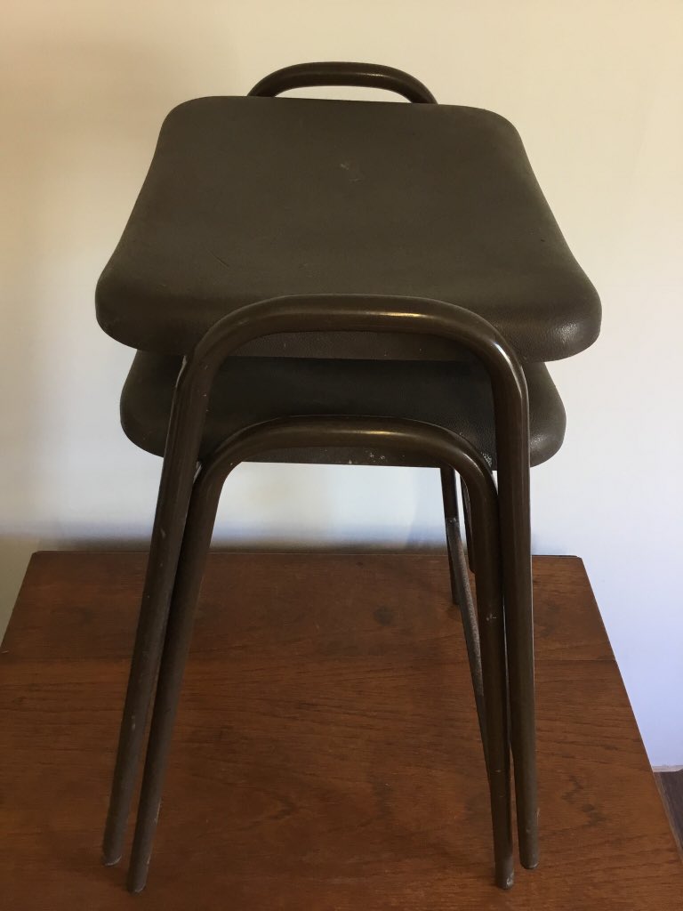 WelshRarebits2's tweet photo. Retro pairs of Robin Day Hille stacking stools £48 plus postage at https://t.co/J7xXPYo0ek
#vintage #retro #antique #furniture #interiors #interiordesign #stackingstool #hillestool #robindaydesign #Stafford https://t.co/nmLYIoqA1A