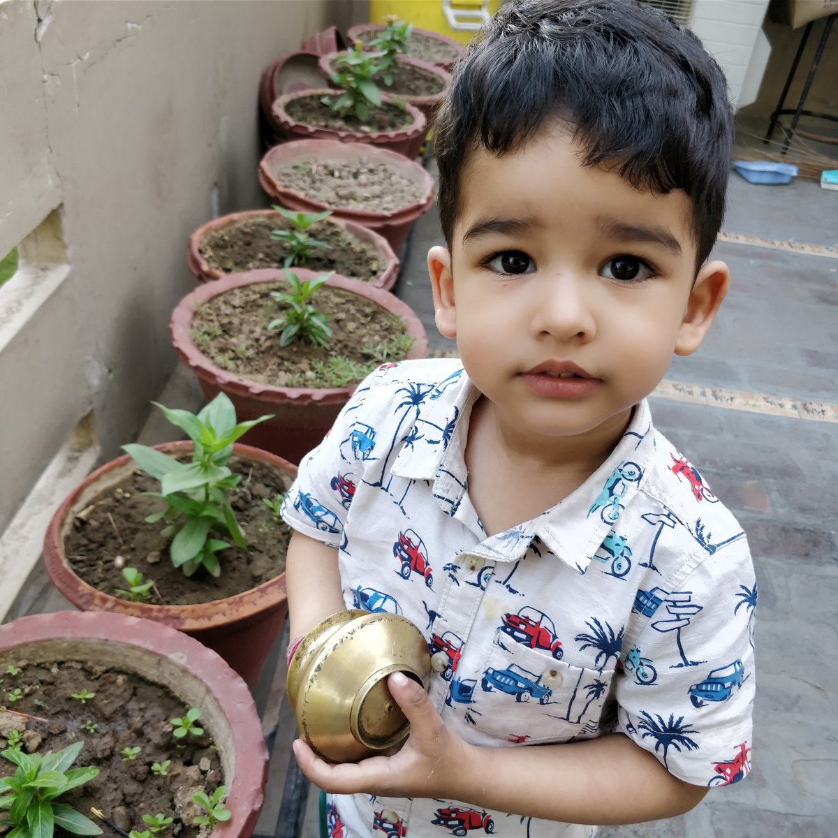 allthatgrows0's tweet photo. A happy customer, here's 2-year-old Tansh giving us major #GoGreen goals! #WednesdayWisdom https://t.co/m42u5lXmwp
