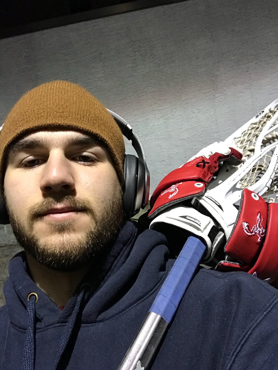 GoGriffsLax's tweet image. The impending weather has the men at work early this morning. Waking up their neighbors on campus and all over Philadelphia with some wall work! #riseandshine #wallball #seconddayofspring @CHCAthletics @ChestnutHill