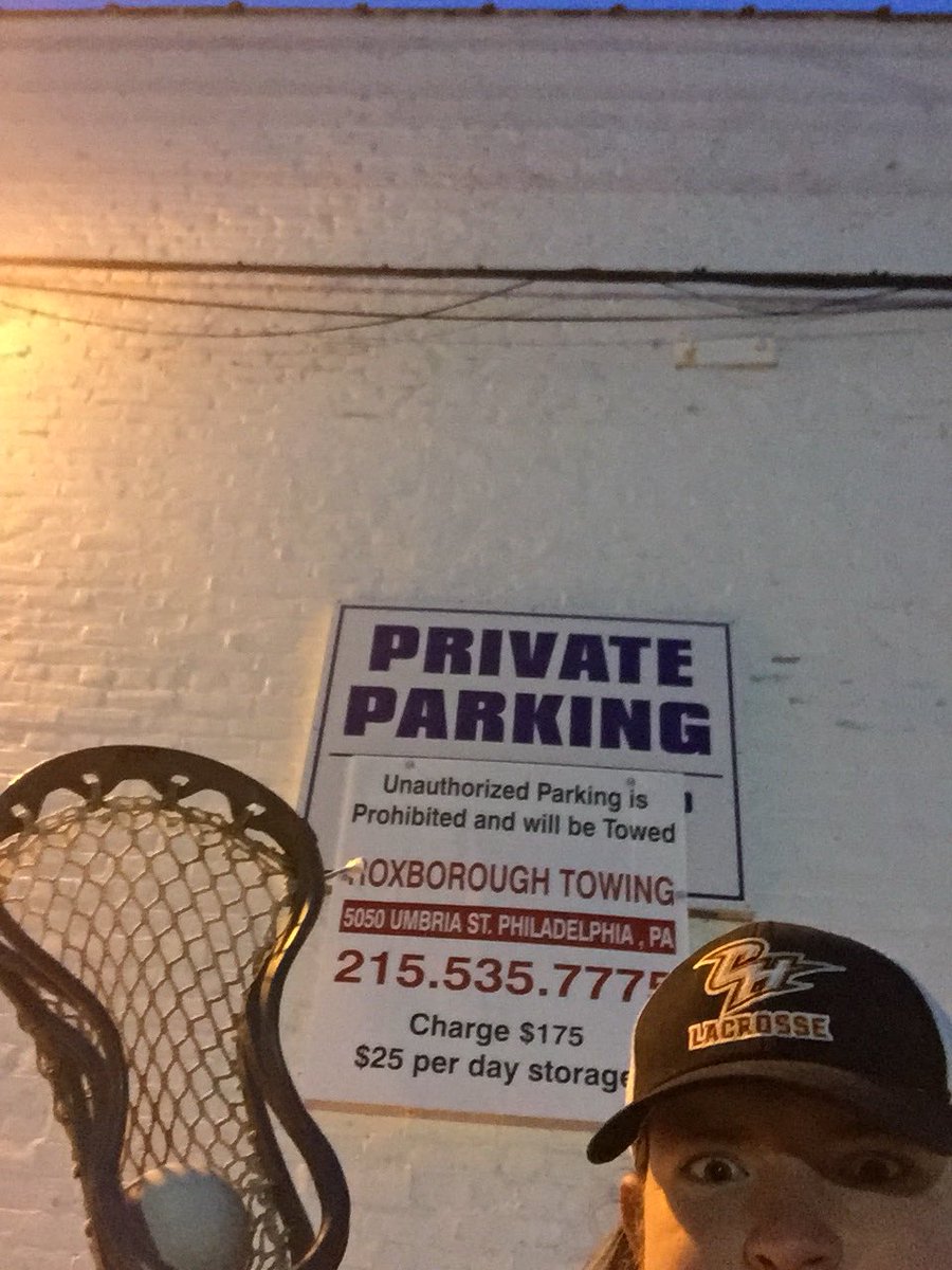 GoGriffsLax's tweet image. The impending weather has the men at work early this morning. Waking up their neighbors on campus and all over Philadelphia with some wall work! #riseandshine #wallball #seconddayofspring @CHCAthletics @ChestnutHill