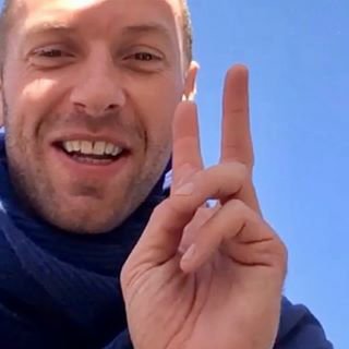 ColdplayArgenti's tweet photo. Fotos recientes de Chris! https://t.co/xPxcaHa6wC