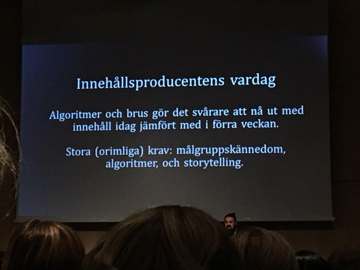 ppertas's tweet photo. Det är ett hårt liv att vara kommunikatör #webbdagarna https://t.co/SgEMILdVwq