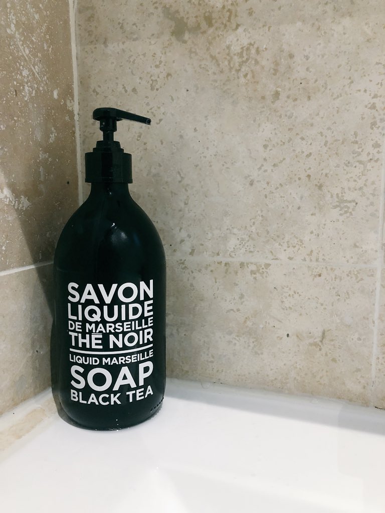 SamandAmy's tweet photo. Amy buys a posh soap dispenser then refills it with cheap soap 😱. 

Do you cheat at being posh? 

#fakeposh https://t.co/KD890Q8CUe
