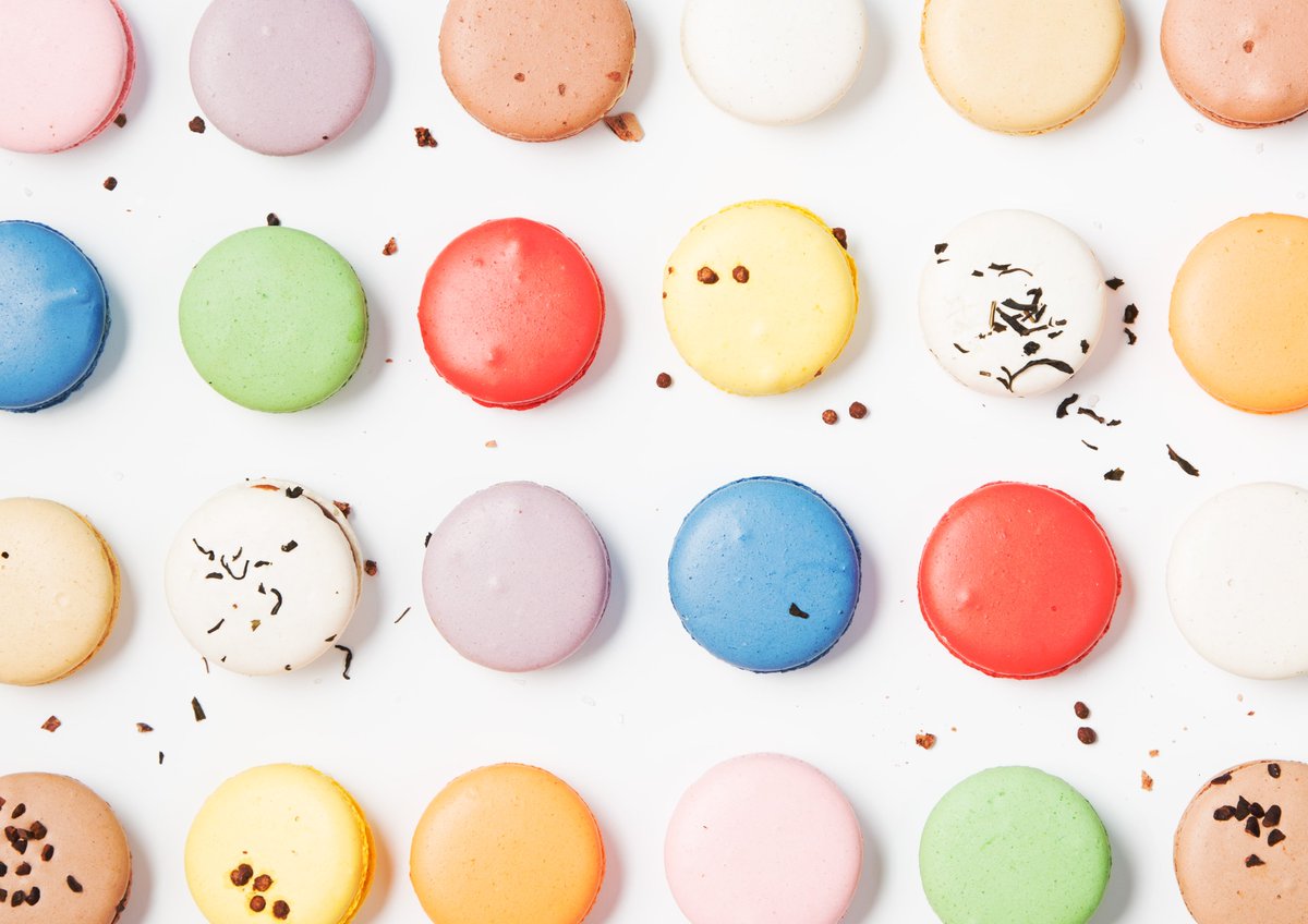 Gift someone special in your life a box of our homemade macarons with one of our patisserie vouchers. 

kahospitality.com/gifts/yauatcha…