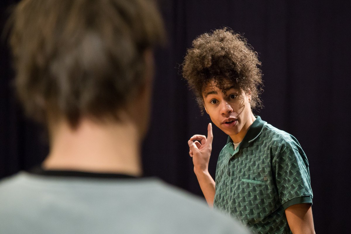 Publiek omarmt Nieuwkomers
mailchi.mp/badeed43f2a7/p…
De volgende voorstelling is op zaterdag 24 maart in het Greppeltheater.
Kijk hier voor de rest van de speellijst theatergroepgreppel.nl/nieuwkomers/
en hier voor de kaartverkoop shop.ikbenaanwezig.nl/kiosk/nieuwkom…