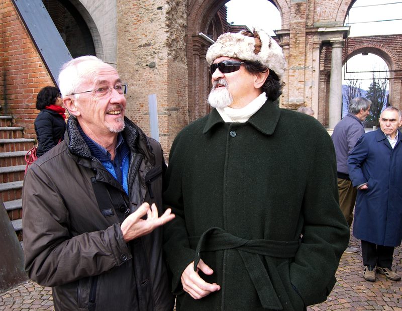EdRivoli's tweet photo. Ricordiamo con infinita stima il Prof. Francesco Fratta che ci ha prematuramente lasciato, caro amico che abbiamo avuto il privilegio di conoscere scoprendo insieme nuovi modi per "vedere"l'arte con altri occhi. Anna, Brunella,Paola, Barbara, Alessia e colleghe @rivolicast https://t.co/o6sLrn1Zzo