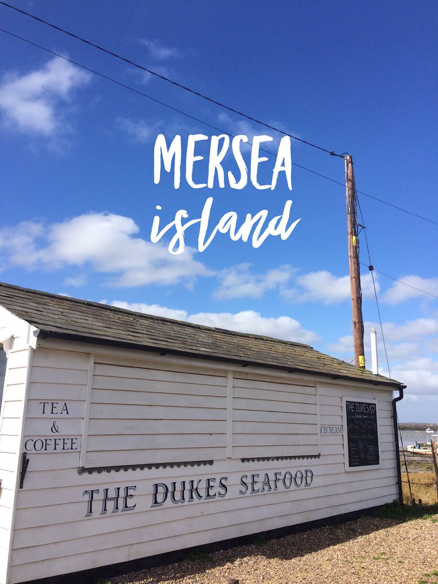 Did you know about The Dukes Seafood on Mersea Island? A super friendly #northessex indie selling #Tea/#Coffee/ #Hot Choc/ #Seafood AND #DONUTS 🤗. Situated next to the West Mersea Fish Bar &amp; open in the weekends. Pay them a visit and #shoplocal <a href="/SecretMersea/">Secret Mersea Island</a> <a href="/visitmersea/">Visit Mersea Island</a>