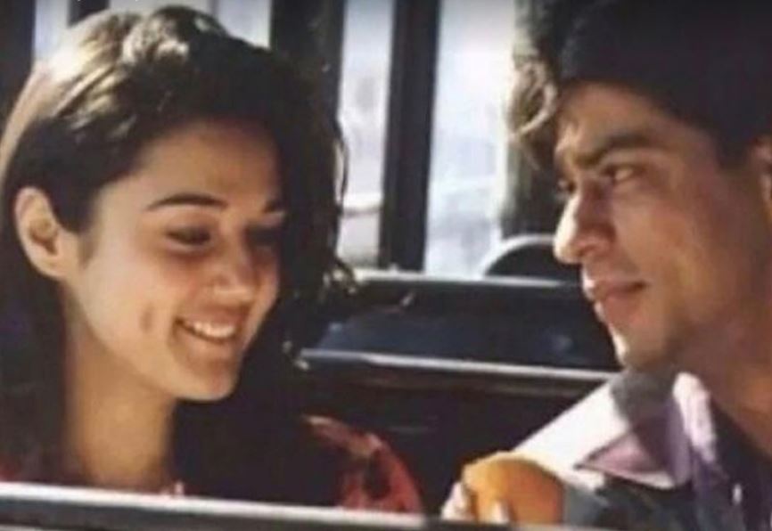 DelhiTimesTweet's tweet photo. .@realpreityzinta shares a #WaybackWednesday picture from her #debut film #DilSe with @iamsrk https://t.co/vfOb0GXim6