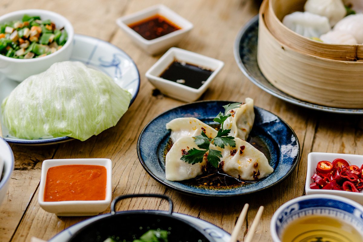 Easter may be about new beginnings but we're keeping some traditions, like unlimited yum cha! Book the family in for this Saturday or Sunday (sittings at 11:30am and 1:30pm) to celebrate the long weekend with a full belly: ow.ly/K0yf30j2OyL #davidsprahran
