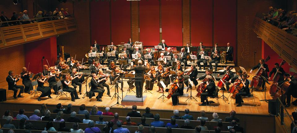 #IntroducingTheArtists... 2017 Liszt International Piano Competition winner <a href="/UllmanAlexander/">Alexander Ullman</a> will perform with the #SuffolkPhilharmonicOrchestra <a href="/SuffolkPhil/">Suffolk Philharmonic</a> at this year's Festival. #Rachmaninov, #Tchaikovsky, &amp; Overture to #Glinka’s #RuslanAndLudmilla > bit.ly/BF2018SuffolkP…