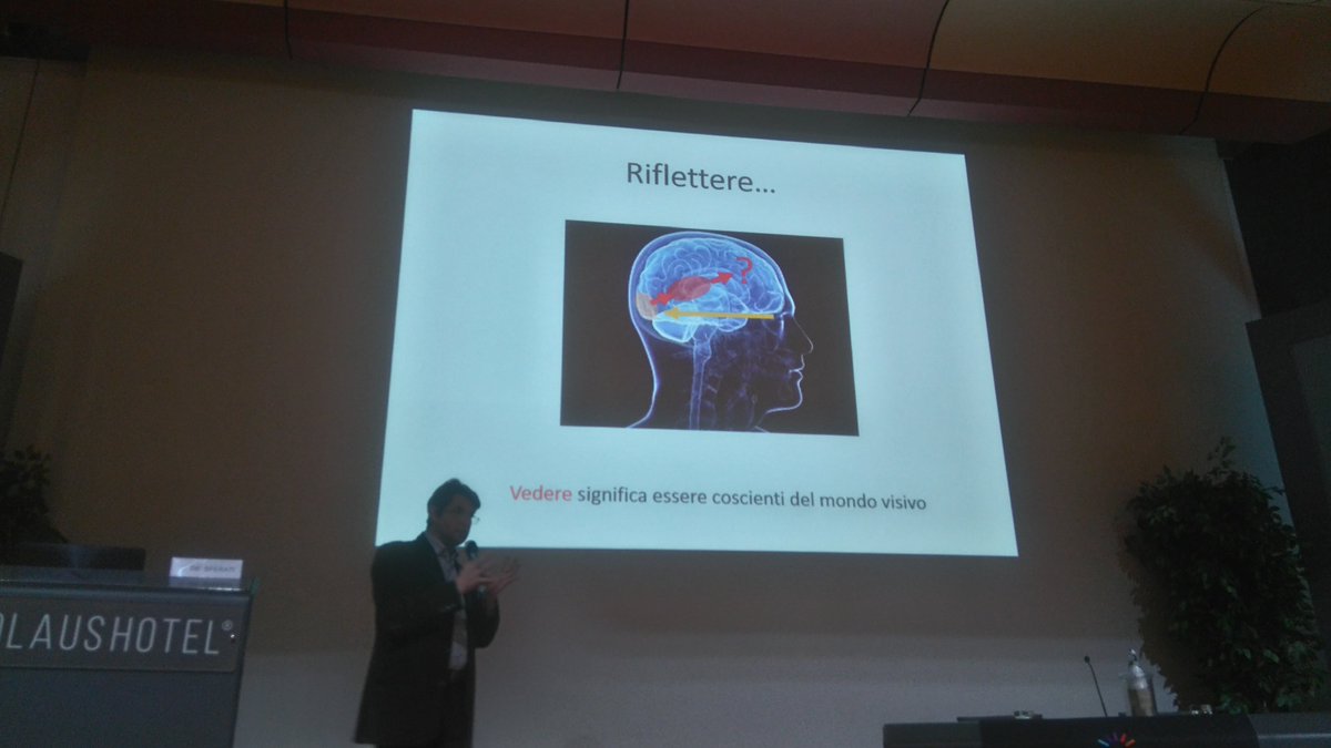 #aScuoladiScienza oggi a Bari  - Claudio de’ Sperati <a href="/SanRaffaeleMI/">Ospedale San Raffaele</a> Esperimenti e tecnologia per osservare e misurare il guardare, ma come studiamo il “vedere”?