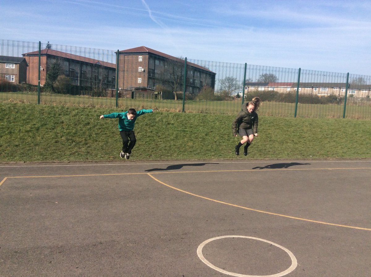 RibbleDrivePrim's tweet photo. We love the daily run in the morning https://t.co/UxH8Tn5ZrY