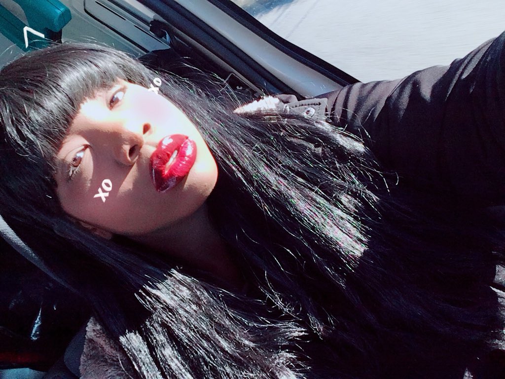 YoMainGal's tweet image. 💋✨