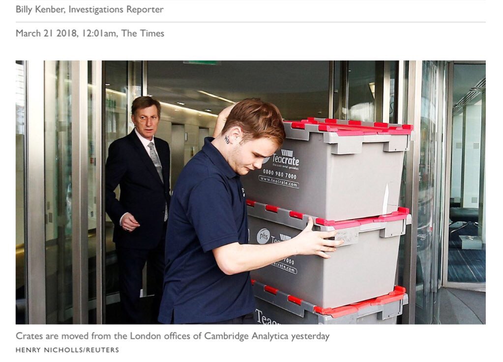 Ollie4TheMany's tweet image. Cambridge Analytica are moving crates out of their offices in London. This is what the warrant was publicly announced for. Appear to be on the public's side whilst alerting the criminals to get rid of the evidence.