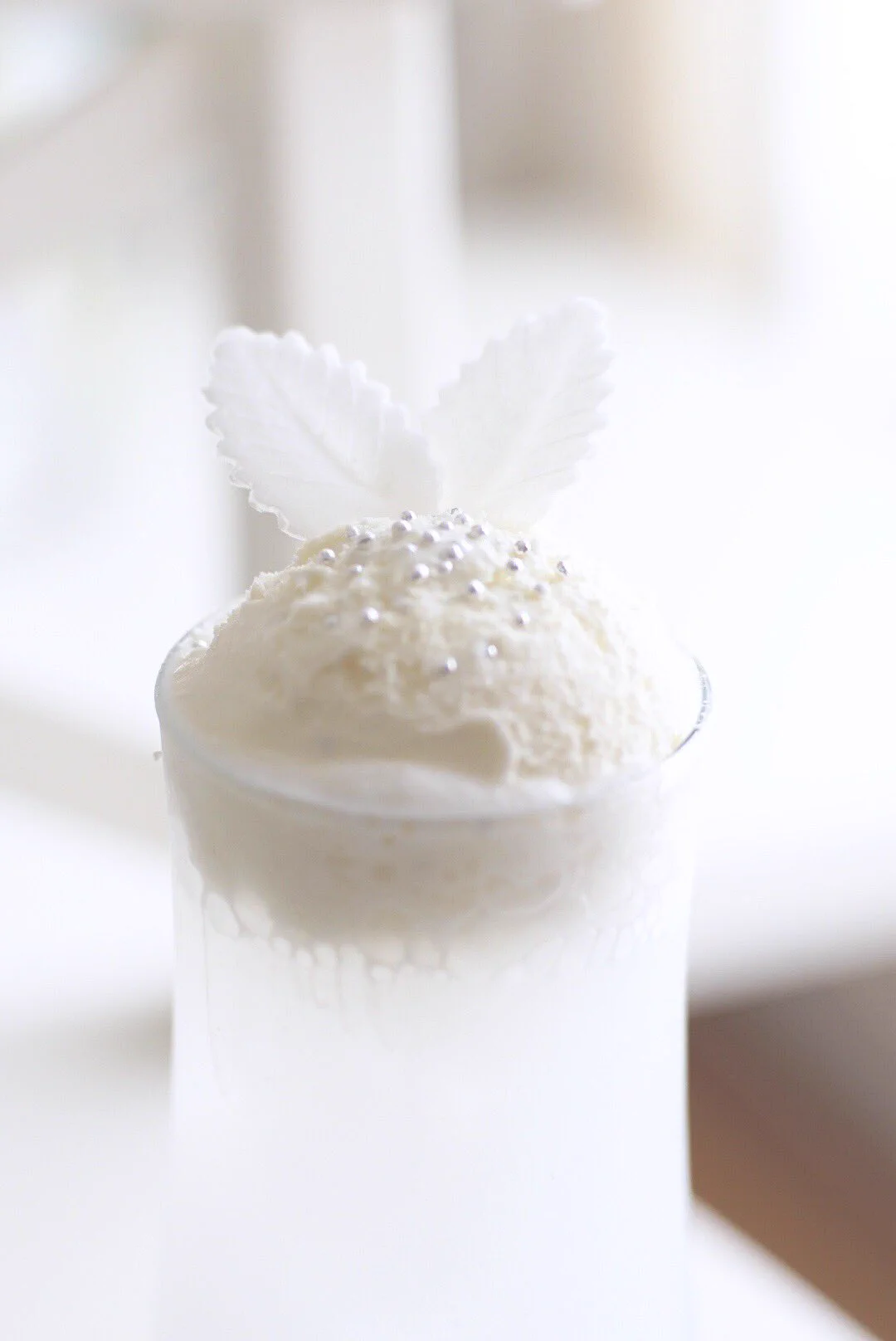 思わずうっとりしてしまう！！真っ白雪の日のクリームソーダを飲んでみたいwww