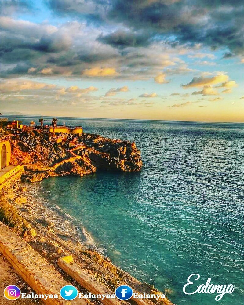 ealanyaa's tweet photo. #alanyaulaş #alanya2018 #ulaşsahil #alanyaphotobank #kartpostal #huzur #blue #beautiful #doğalhayat #travel #visit #view #gülümseyenşehiralanya

Fotoğraf: Yağmur Özçelik https://t.co/dAJcUBntpQ