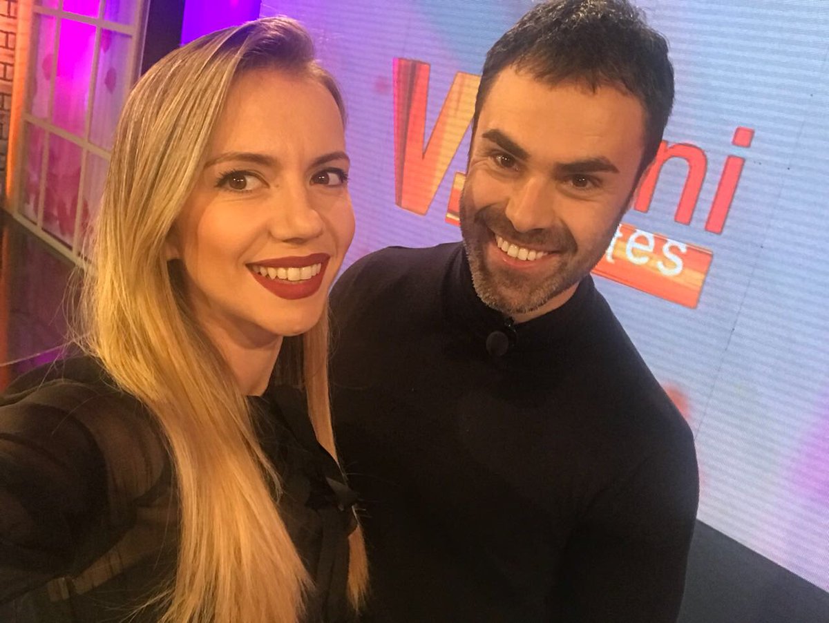 RolandHysi's tweet photo. Lori dhe Landi në #DWS7 💃🏼🕺🏻
#DengDeng #DancingWithTheStarsAlbania #DWTSAlbania #DancingWithTheStars #DWS https://t.co/p6MnImpwuU