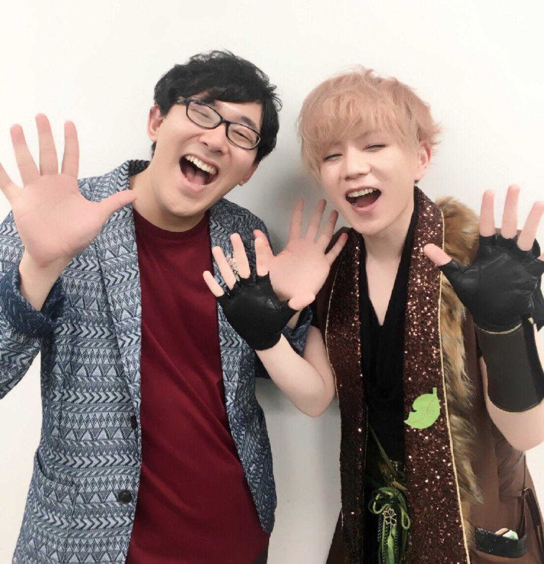 uratasama's tweet photo. センラマン！！
天月ィィィ！！！
なるせさんさんさん！！
小野友樹さん！！

ともパシャり https://t.co/2924x8iG0X