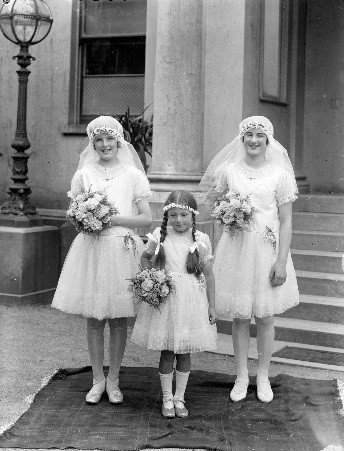 NLIreland's tweet photo. Smiliest flower girls ever? Our intrepid #PhotoDetectives scored a who, where, when hat trick with this photo: Esther, Gladys and Marie at a July wedding in Tramore. Discover more about our images at the National Photographic Archive: https://t.co/hsB7SdgijL https://t.co/7xfdUj6HY5