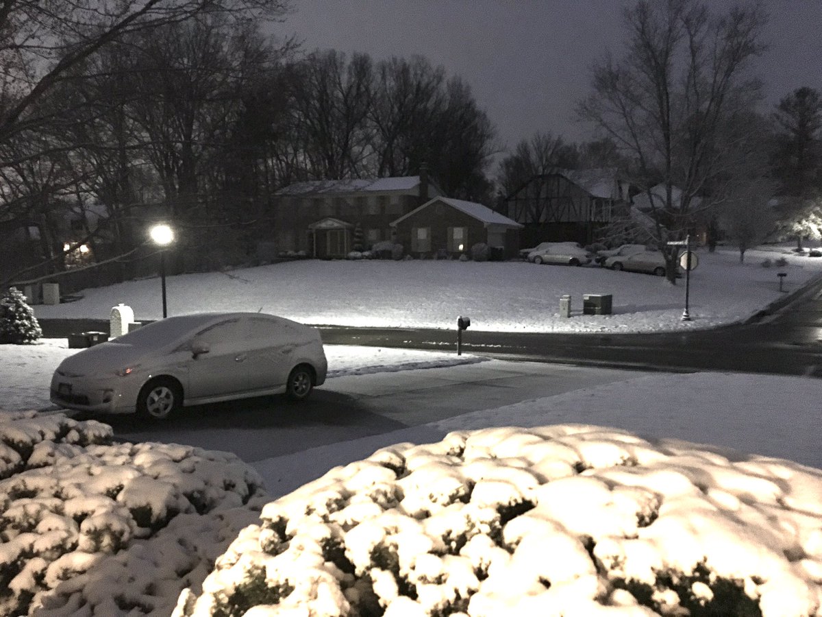 SheriHarper1's tweet photo. @AshleyBrownWX it is beautiful in Evendale. https://t.co/L63YCmGHEh