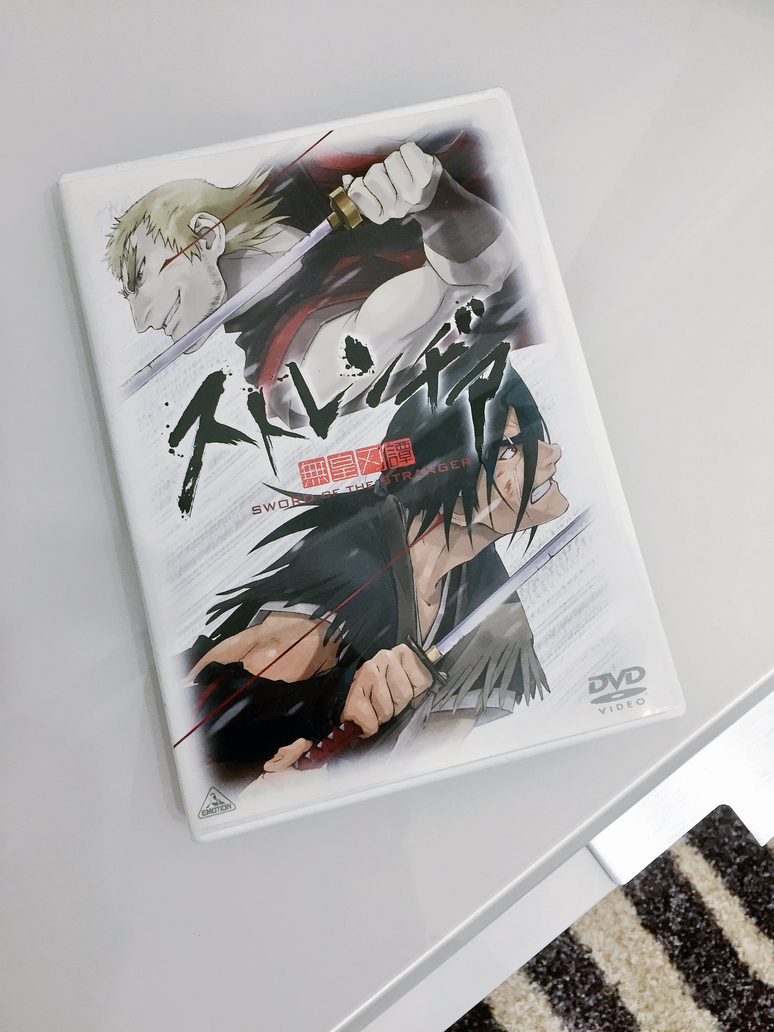 桜日梯子 今 一番量のある本とdvdの荷解きをしています その中でお気に入りアニメ映画 のひとつ ストレンヂア 大好き すごくカッコいいです バトルシーン好きな方は是非 T Co Tw62mcf2qs Twitter