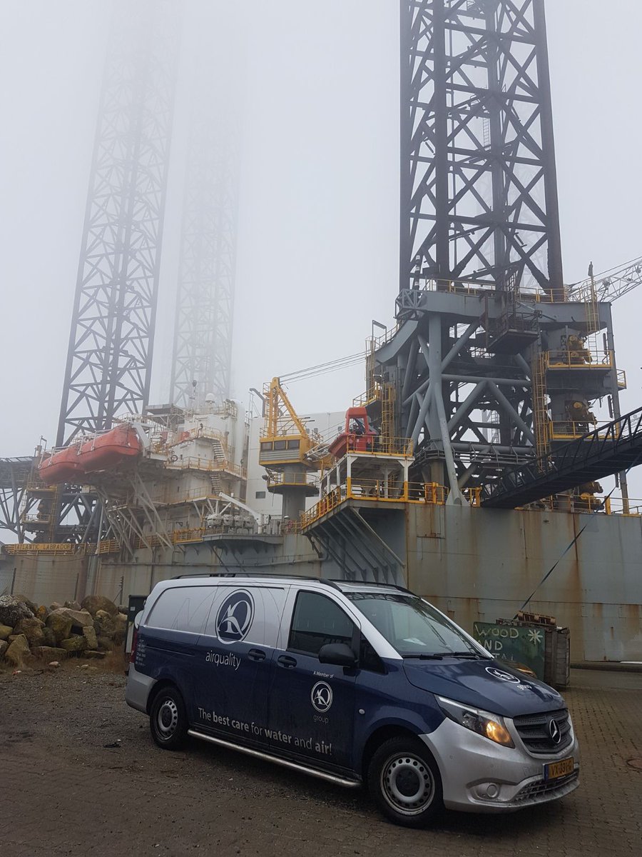 AQgroupBV's tweet photo. Onze mannen gaan door weer en wind, in dit geval met name door het ijs! Met een AQ bus in de vrieskou naar een booreiland in Denemarken om daar de luchtkanalen te reinigen. Daarnaast gelijk een LEV survey en een TR survey uitgevoerd. Niets is te gek voor AQ Group! https://t.co/6aWjkMkjvQ