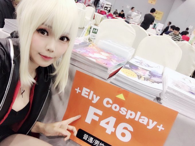 Twitterのコスプレ画像31