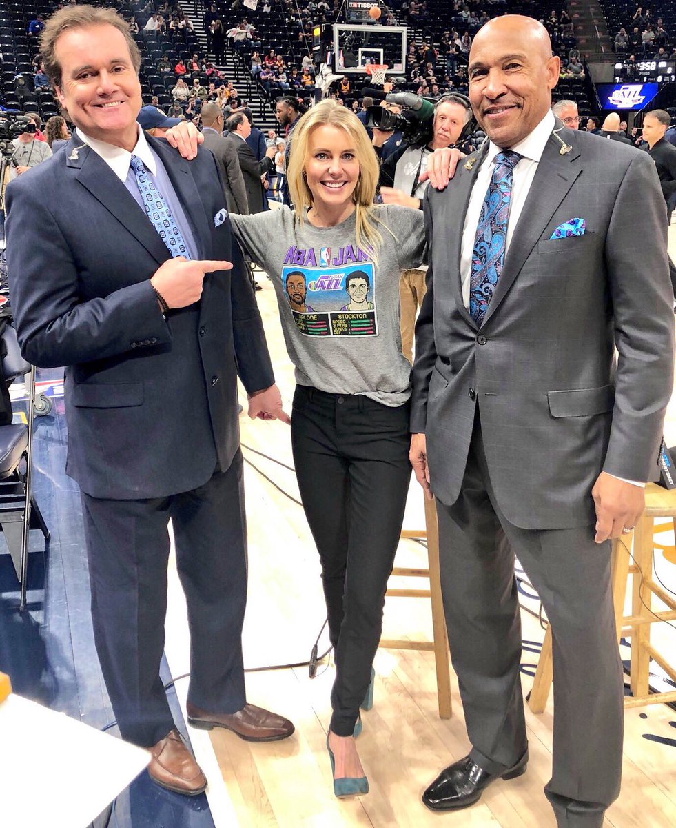 JazzNationNews's tweet photo. Happy #NBAJamDay JazzNation 🎷
HE’S ON FIRE 🔥🔥🔥
Get this #UtahJazz @HOMAGE shirt today to celebrate. Use the link below to receive $20 off your first purchase of $40 or more
LINK 👉 https://t.co/ktu3mm4aFx
🏀 BOOMSHAKALAKA 🏀
#JazzNation #TakeNote #NBA
📷 @kristenkenney https://t.co/42iay4EmH1