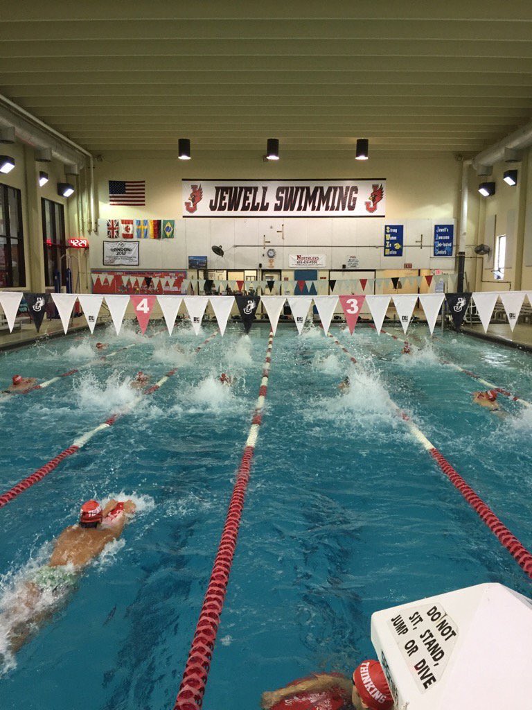 HarrisonPorter_'s tweet photo. So excited and blessed to announce my verbal commitment to William Jewell College to swim in the fall!! Beyond thankful for everyone’s support over the years and excited to be a Cardinal!🔴⚫️ #DefendTheNest #Jewell22 https://t.co/mmh5JSHVz7