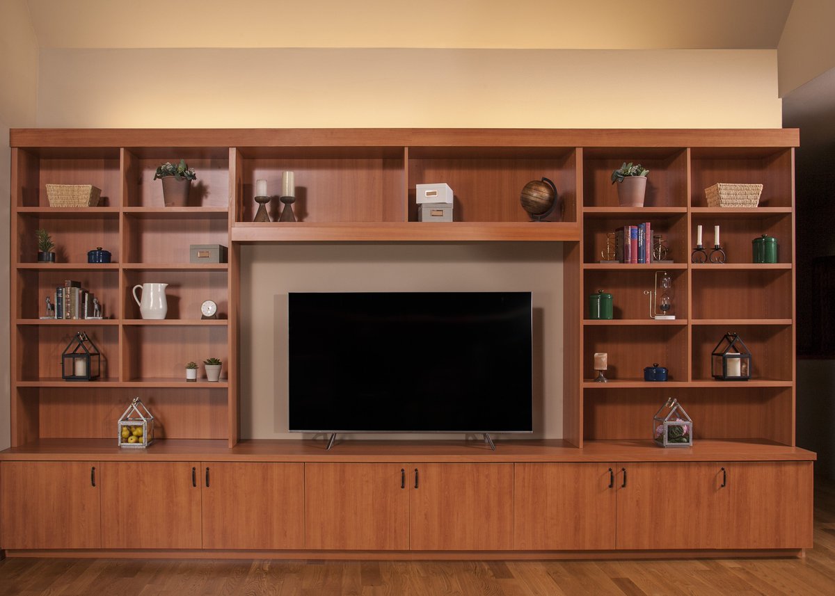 AAAKartak's tweet photo. Custom entertainment center installed by our excellent Designer Closet division! Would you like an entertainment center like this? Visit https://t.co/TQt5OG7Tld #aaakartak #seattle #design #interior #Entertainment #furniture #organization #shelving #designercloset https://t.co/pRuCtwxa0T