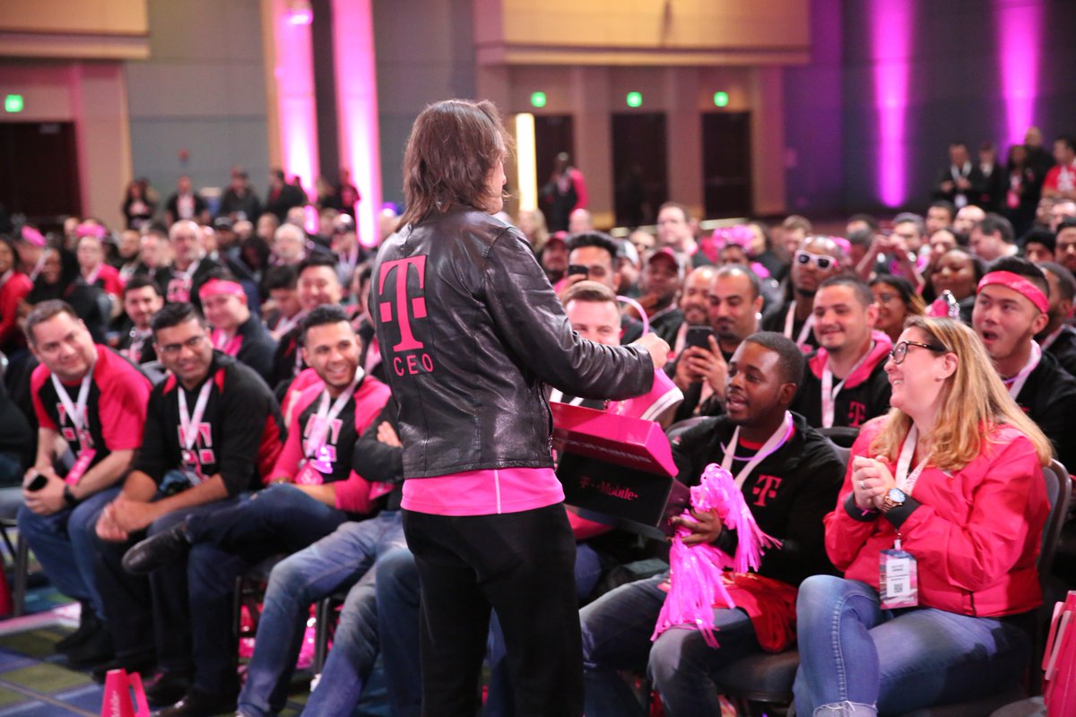 JohnLegere's tweet photo. If you thought Philly’s Super Bowl parade was crazy, you should have these @TMobile heroes today! Thanks for everything Philly! That’s what the #UnstoppableTour is all about! ✌🏼 #AreYouWithUs https://t.co/O9xMpX61w2