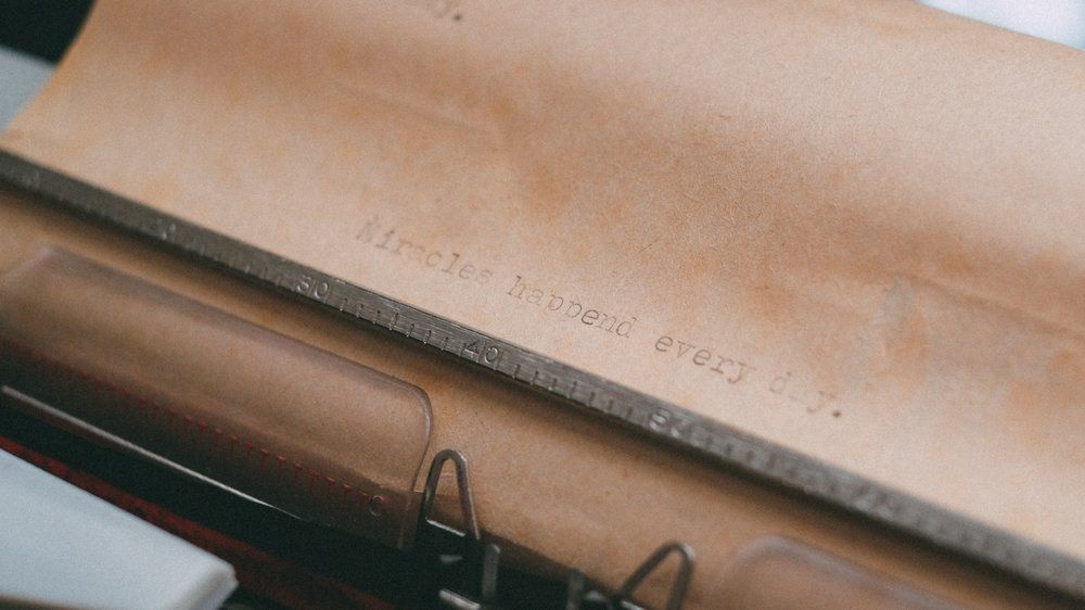 WriteLab's tweet image. @WriteLab Blog | A Simple Look at Simple Sentences buff.ly/2Ekel2j #grammar #K12 #writing