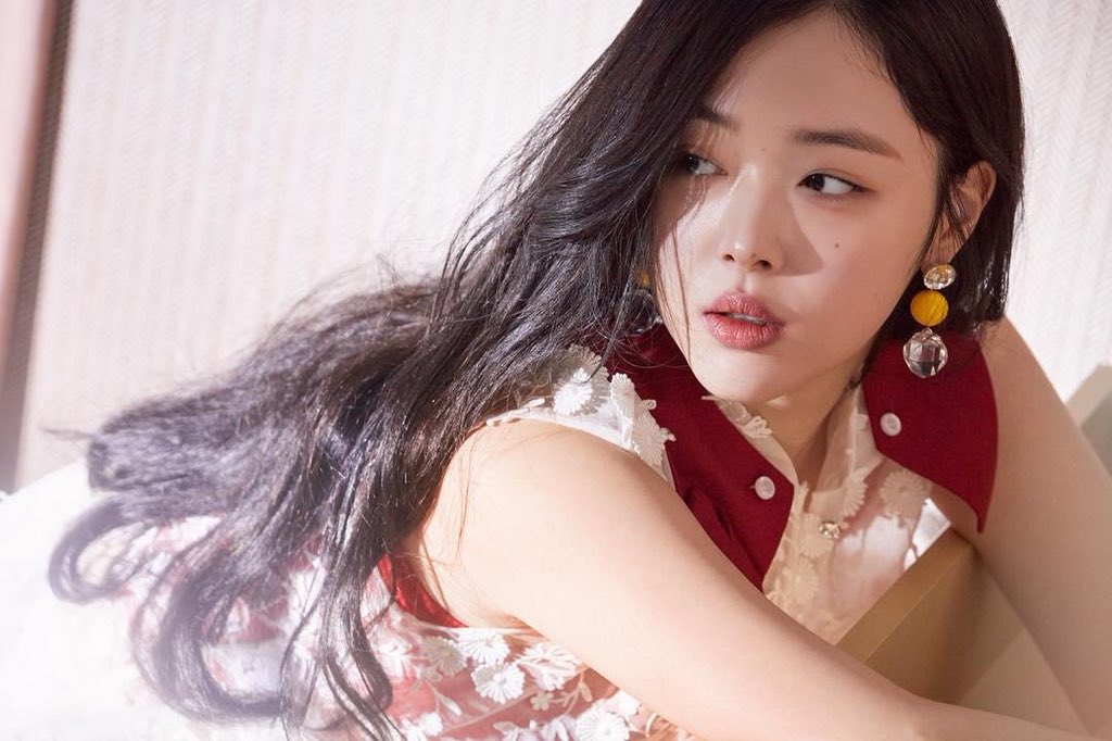sulli pics ♡ 𝗍𝗁𝖺𝗇𝗄 𝗒𝗈𝗎, 𝗌𝗎𝗅𝗅𝗂 tweet media