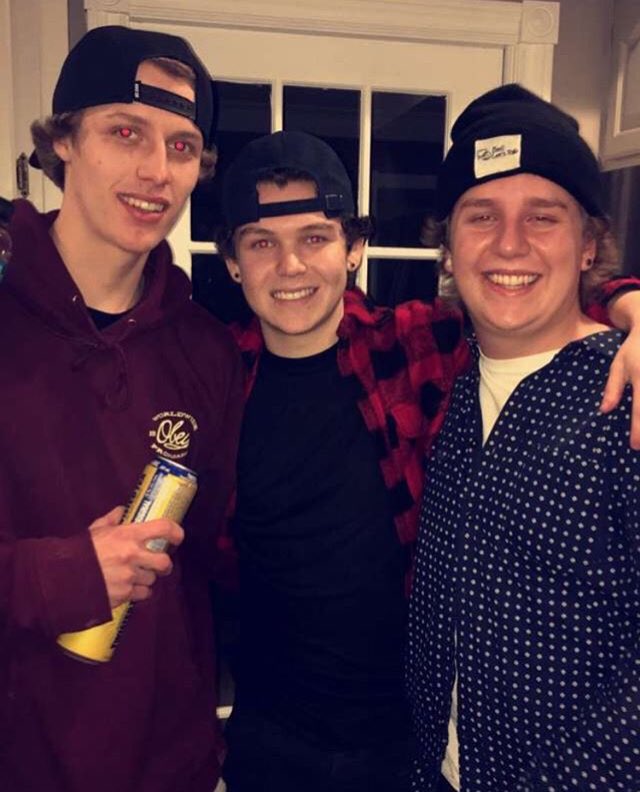jacobtimms1's tweet photo. Happy Brewster 🍻🍻 @brewster1999 https://t.co/PtchdAtUtf