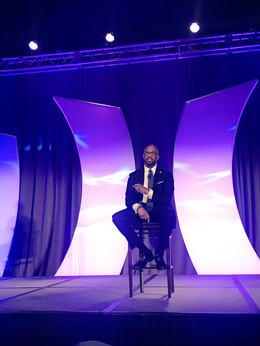 JennaSTalbot's tweet photo. Hard to find a leader more inspiring than @michaelsorrell. Thank you for being with us at #uiasummit! https://t.co/rAVSoLbF2a
